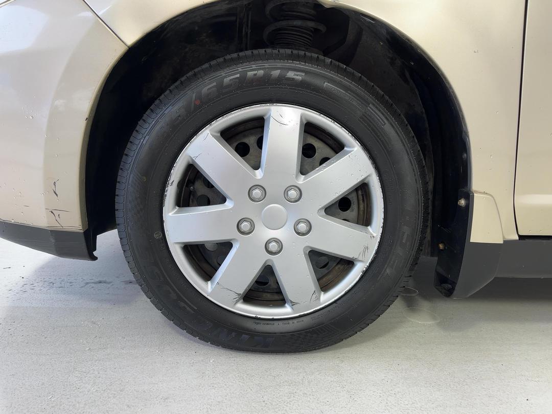 Photo '8' of Nissan Tiida