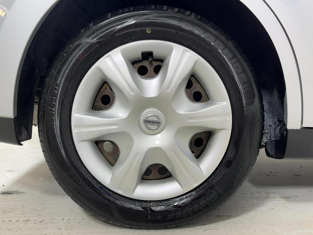 Photo '12' of Nissan Tiida