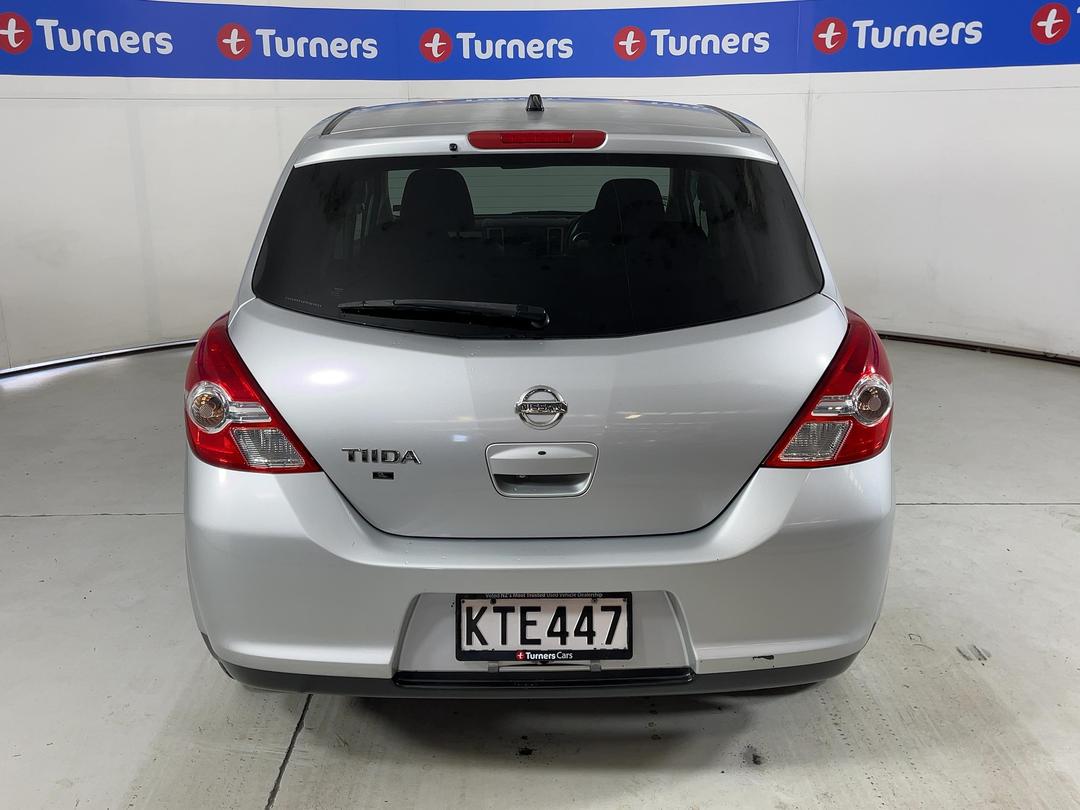 Photo '6' of Nissan Tiida