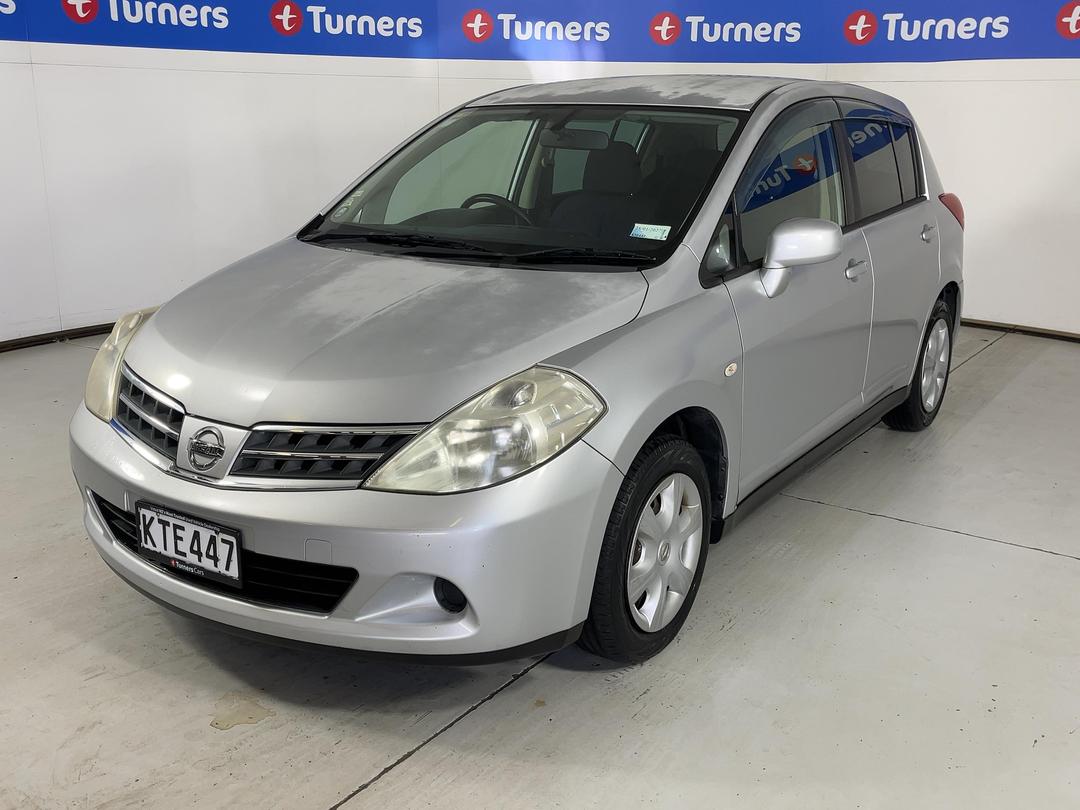 Photo '4' of Nissan Tiida