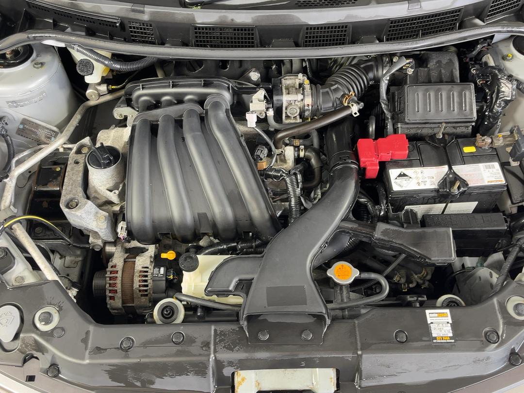 Photo '13' of Nissan Tiida