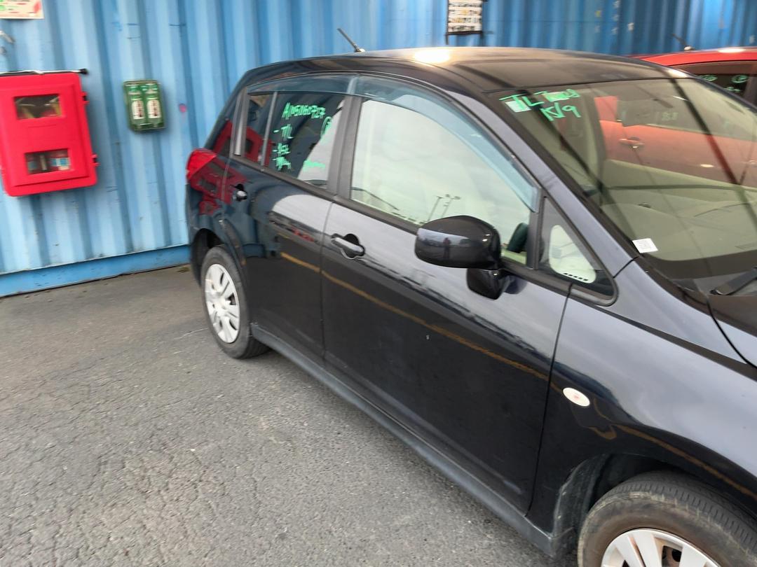 Photo '2' of Nissan Tiida ST