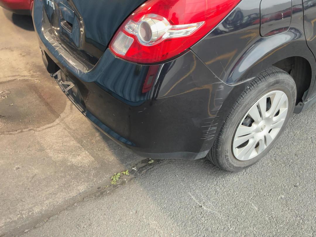 Photo '18' of Nissan Tiida ST