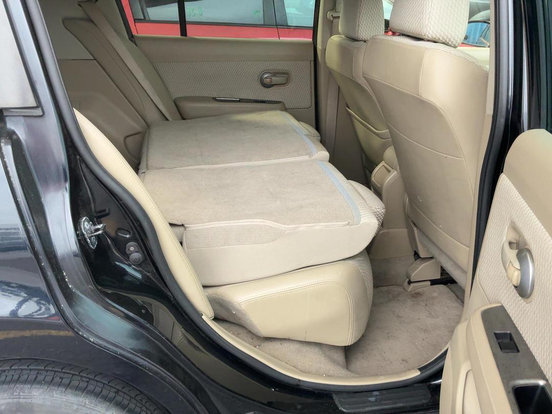 Photo '24' of Nissan Tiida ST