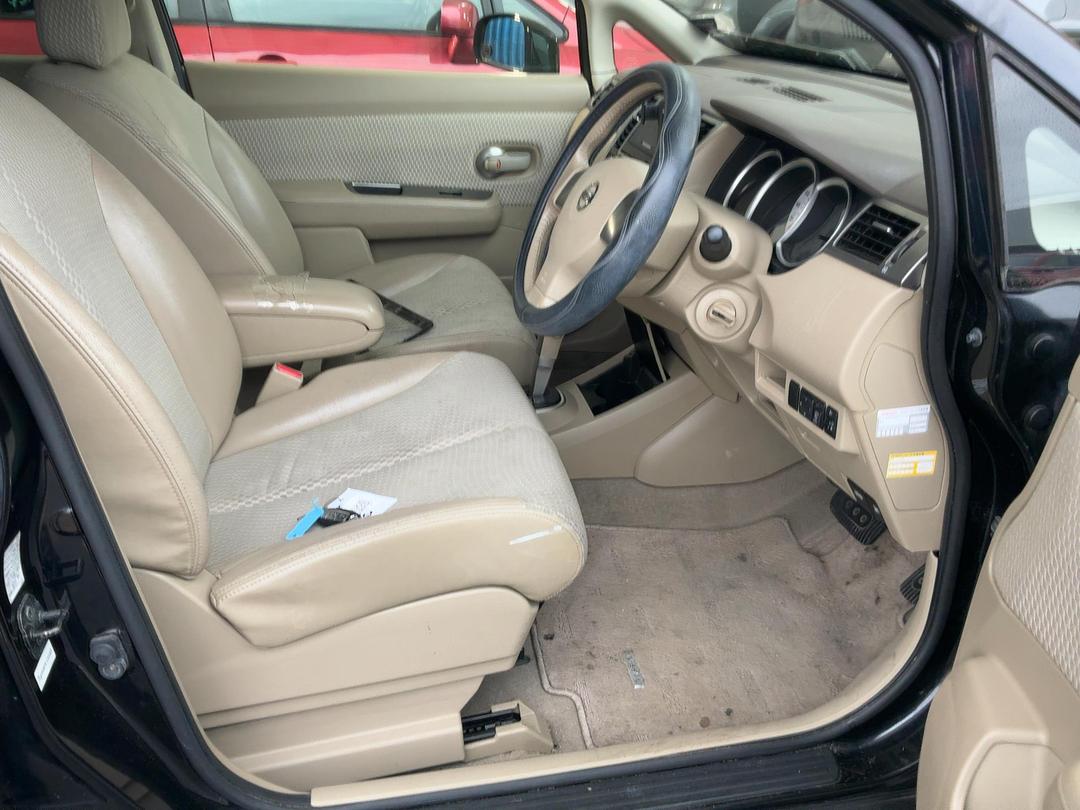 Photo '25' of Nissan Tiida ST