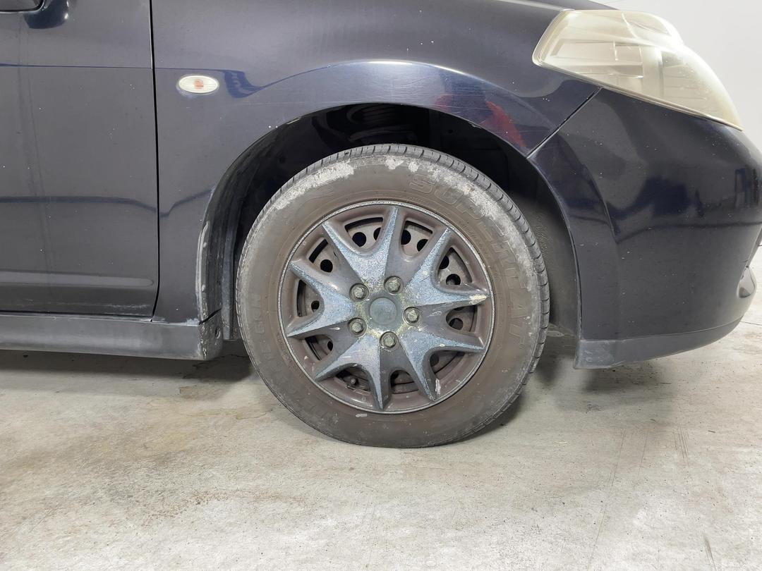 Photo '7' of Nissan Tiida Photo '7' of Nissan Tiida