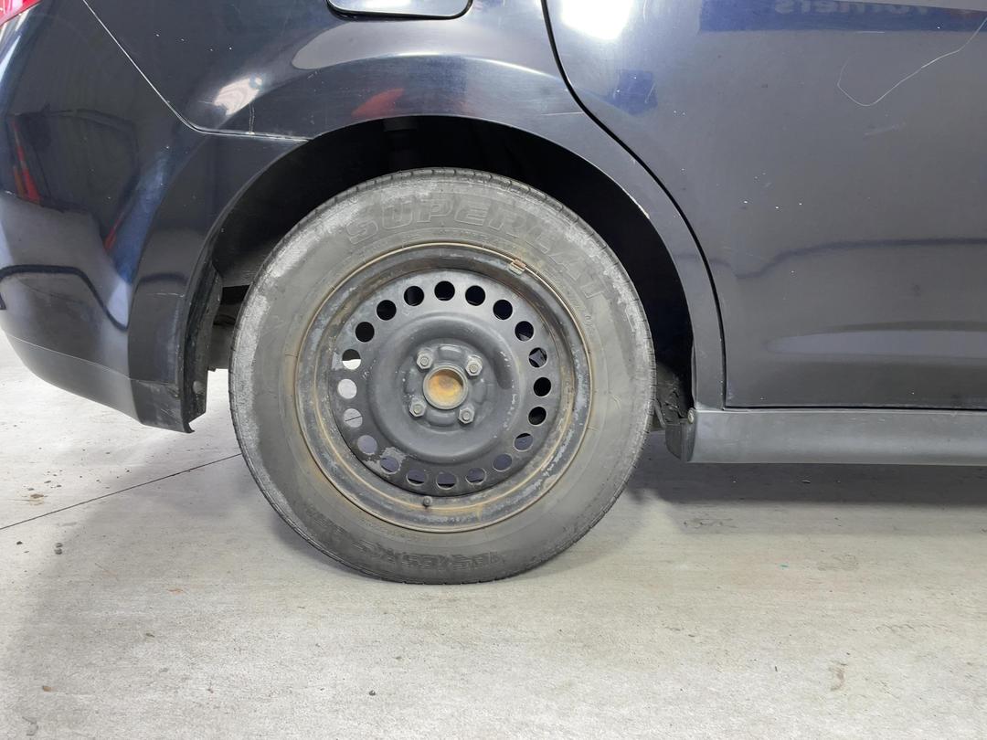 Photo '10' of Nissan Tiida Photo '10' of Nissan Tiida