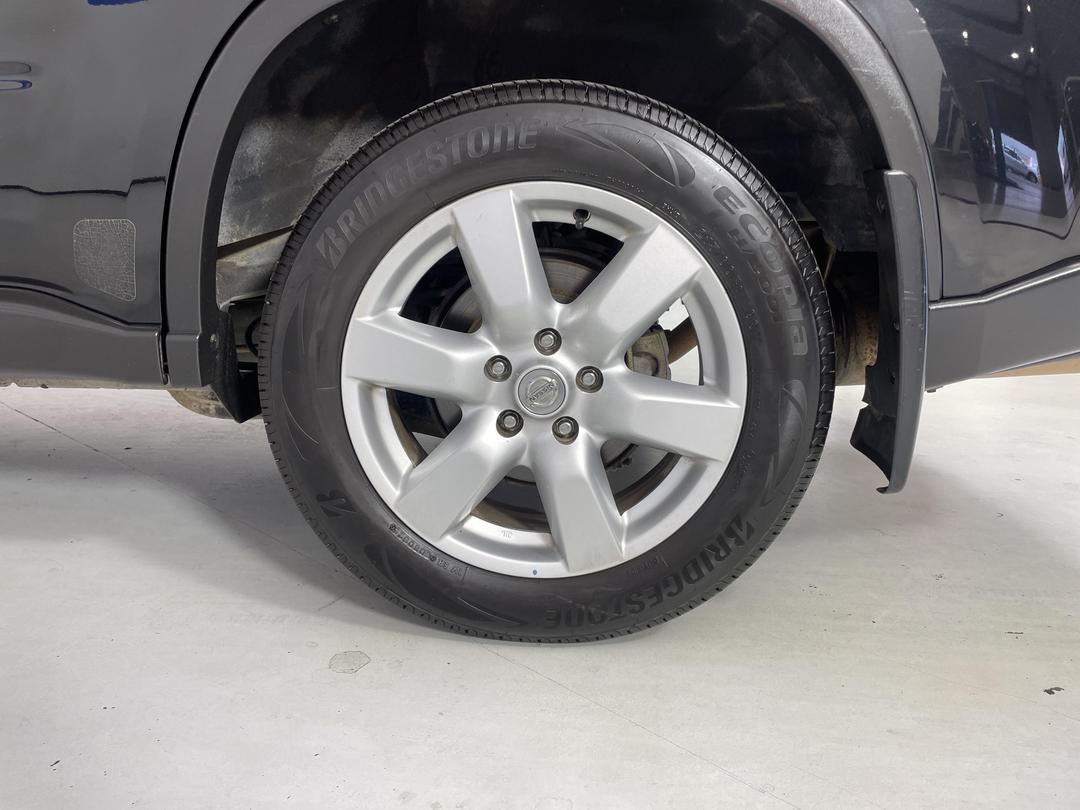 Photo '11' of Nissan X-Trail