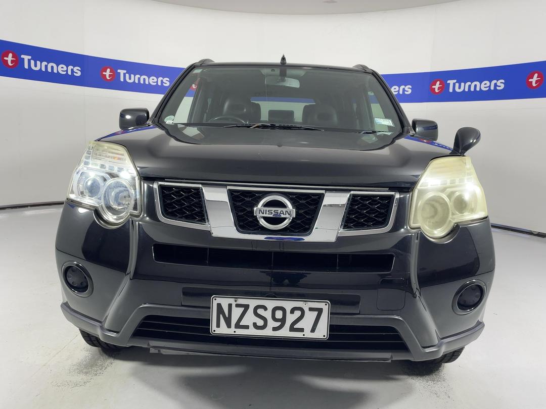Photo '2' of Nissan X-Trail
