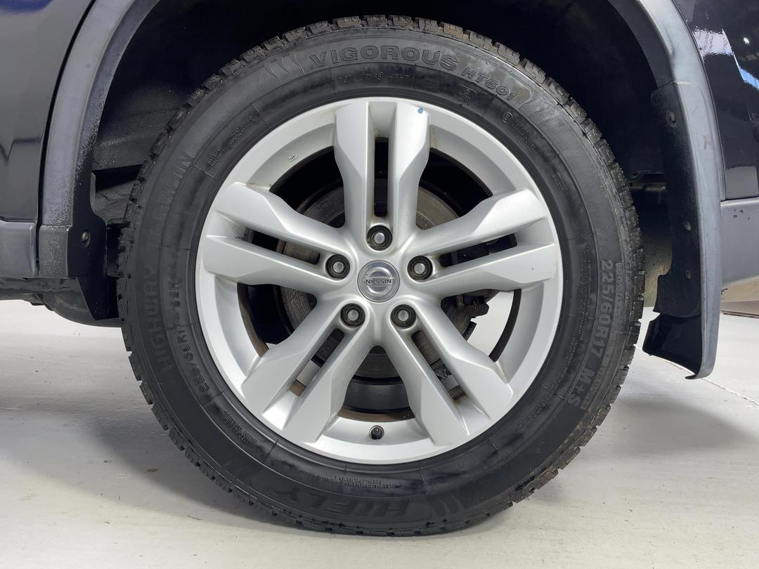 Photo '11' of Nissan X-Trail