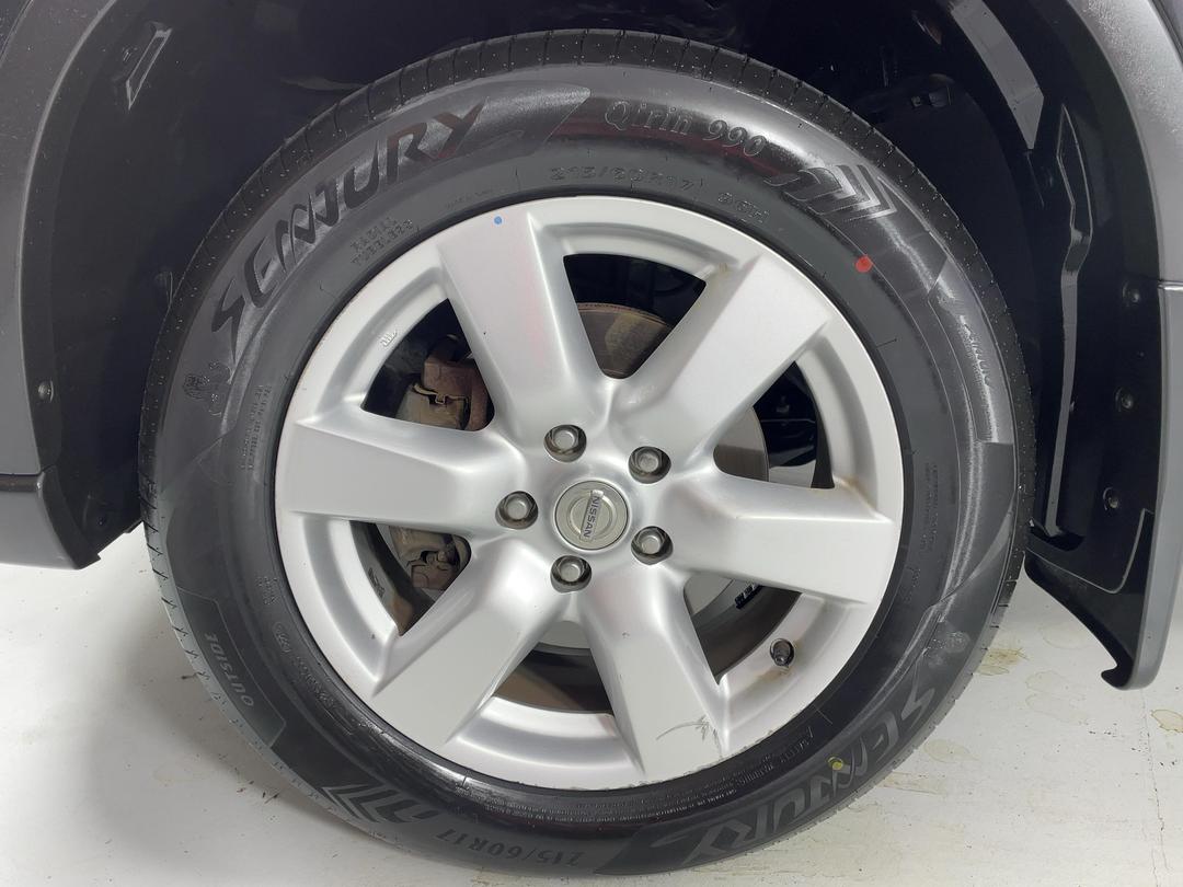 Photo '10' of Nissan X-Trail