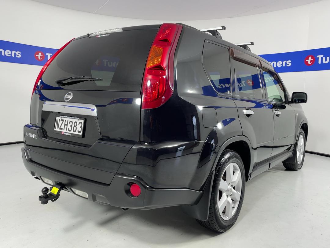 Photo '7' of Nissan X-Trail