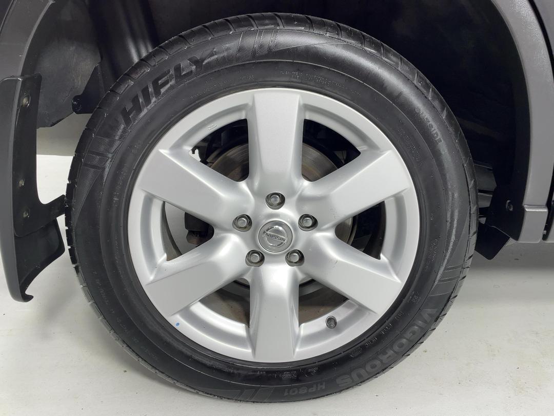 Photo '12' of Nissan X-Trail
