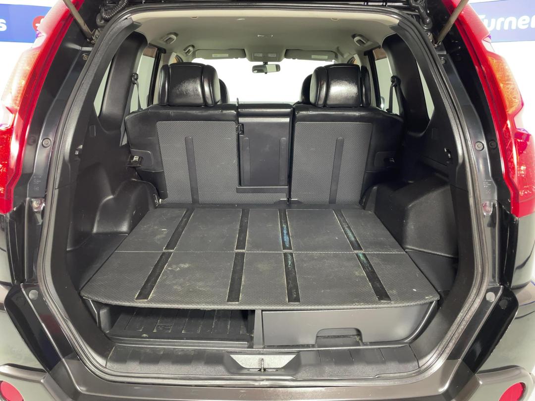 Photo '14' of Nissan X-Trail