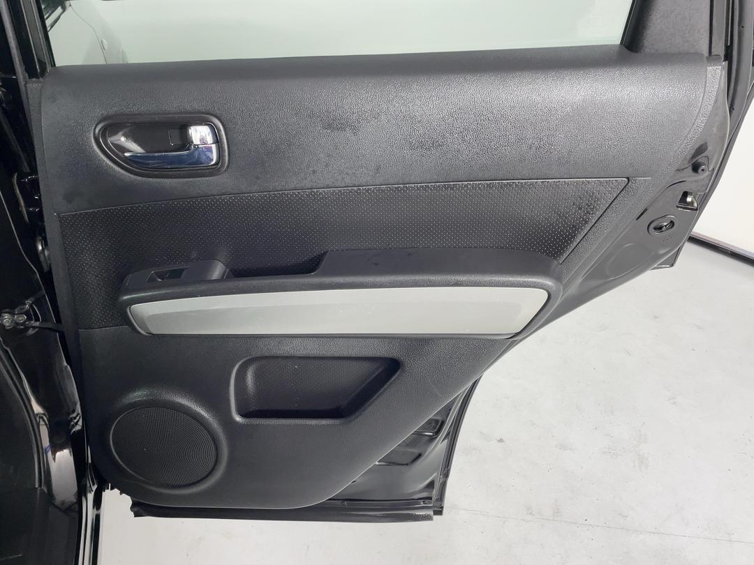 Photo '19' of Nissan X-Trail