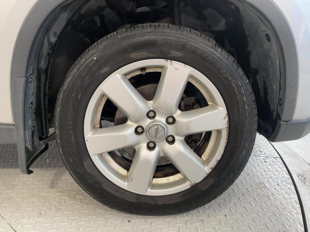 Photo '9' of Nissan X-Trail