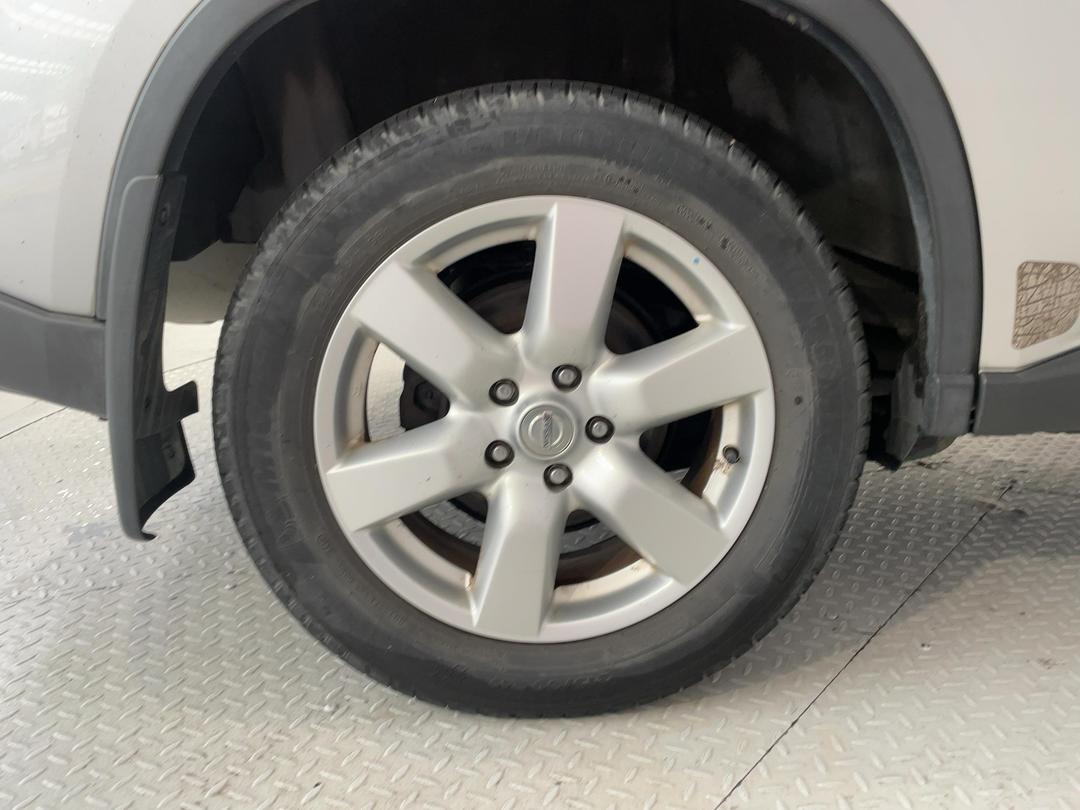 Photo '12' of Nissan X-Trail