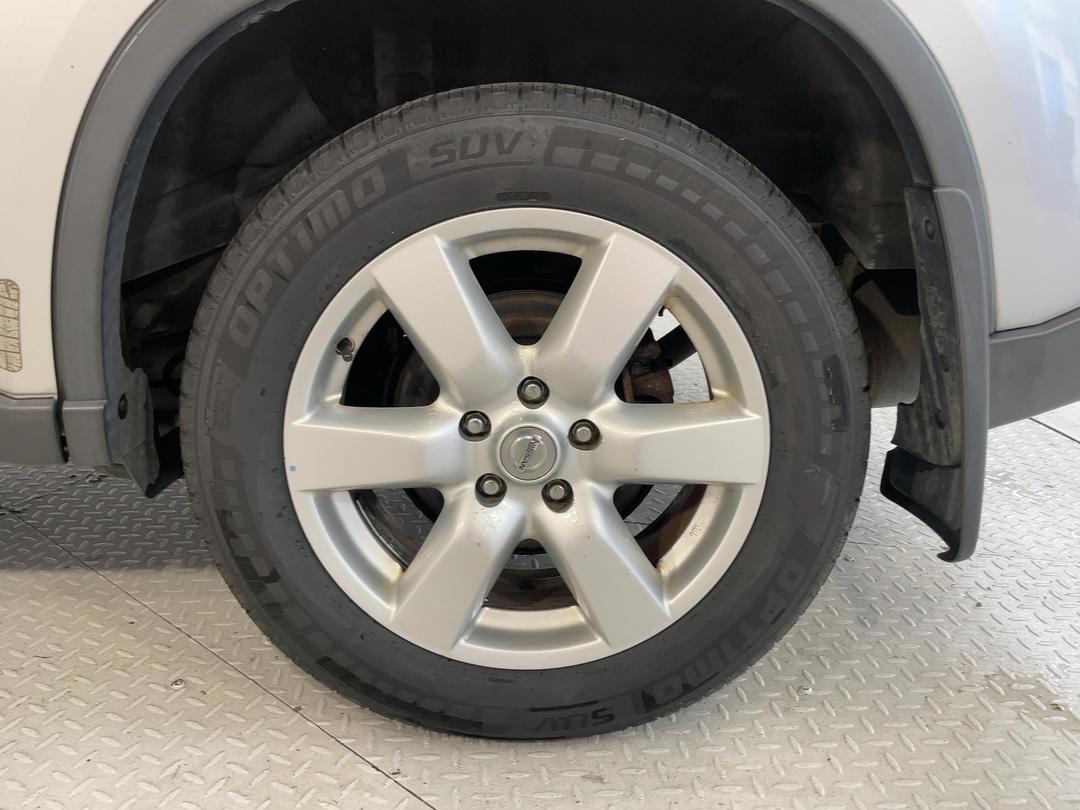 Photo '11' of Nissan X-Trail