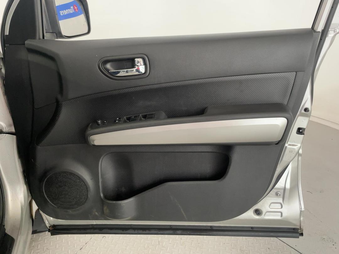 Photo '15' of Nissan X-Trail