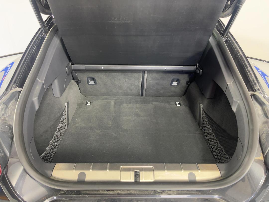 Photo '14' of Porsche Panamera