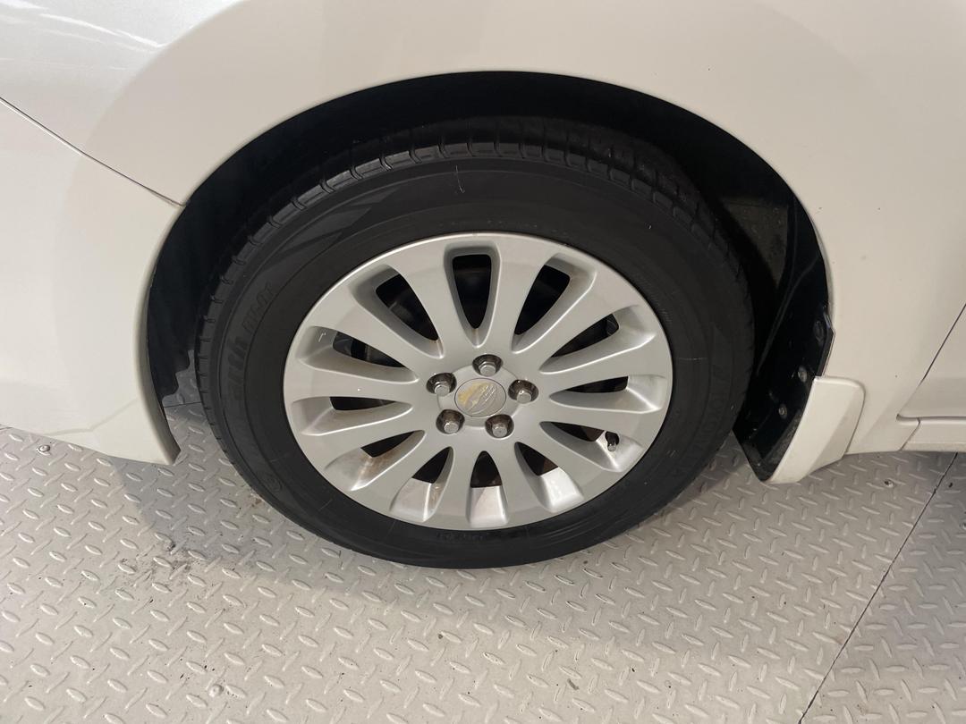 Photo '10' of Subaru Exiga