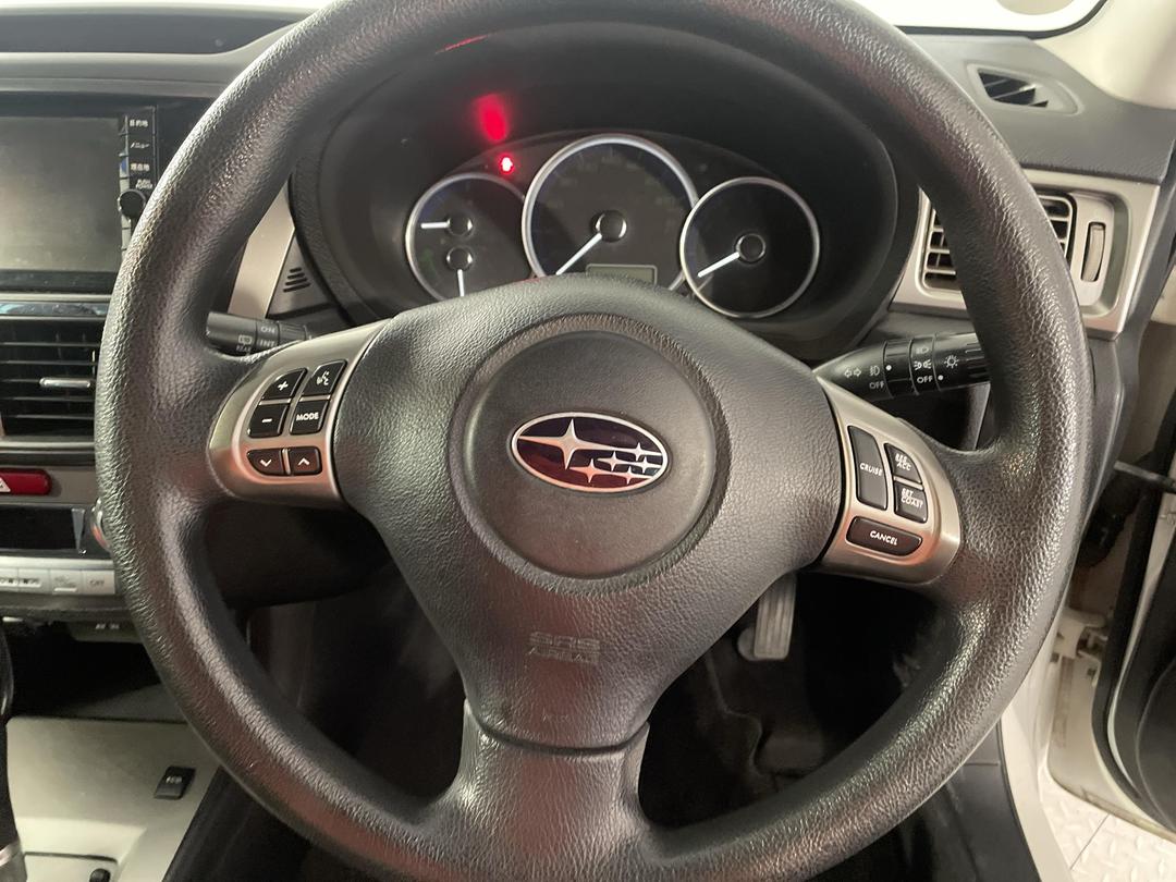 Photo '27' of Subaru Exiga