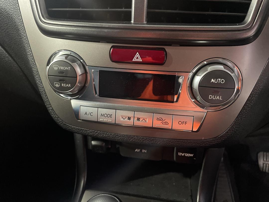 Photo '30' of Subaru Exiga