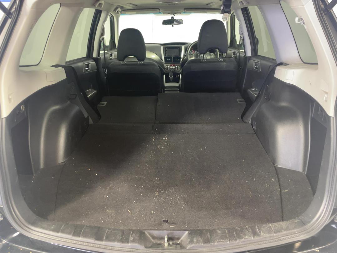 Photo '14' of Subaru Forester