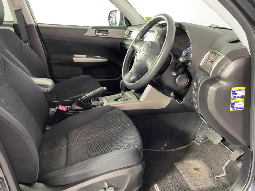 Photo '16' of Subaru Forester