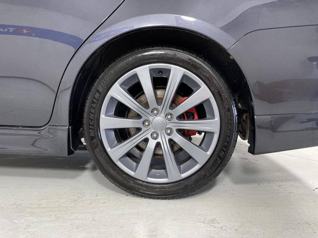 Photo '11' of Subaru Impreza