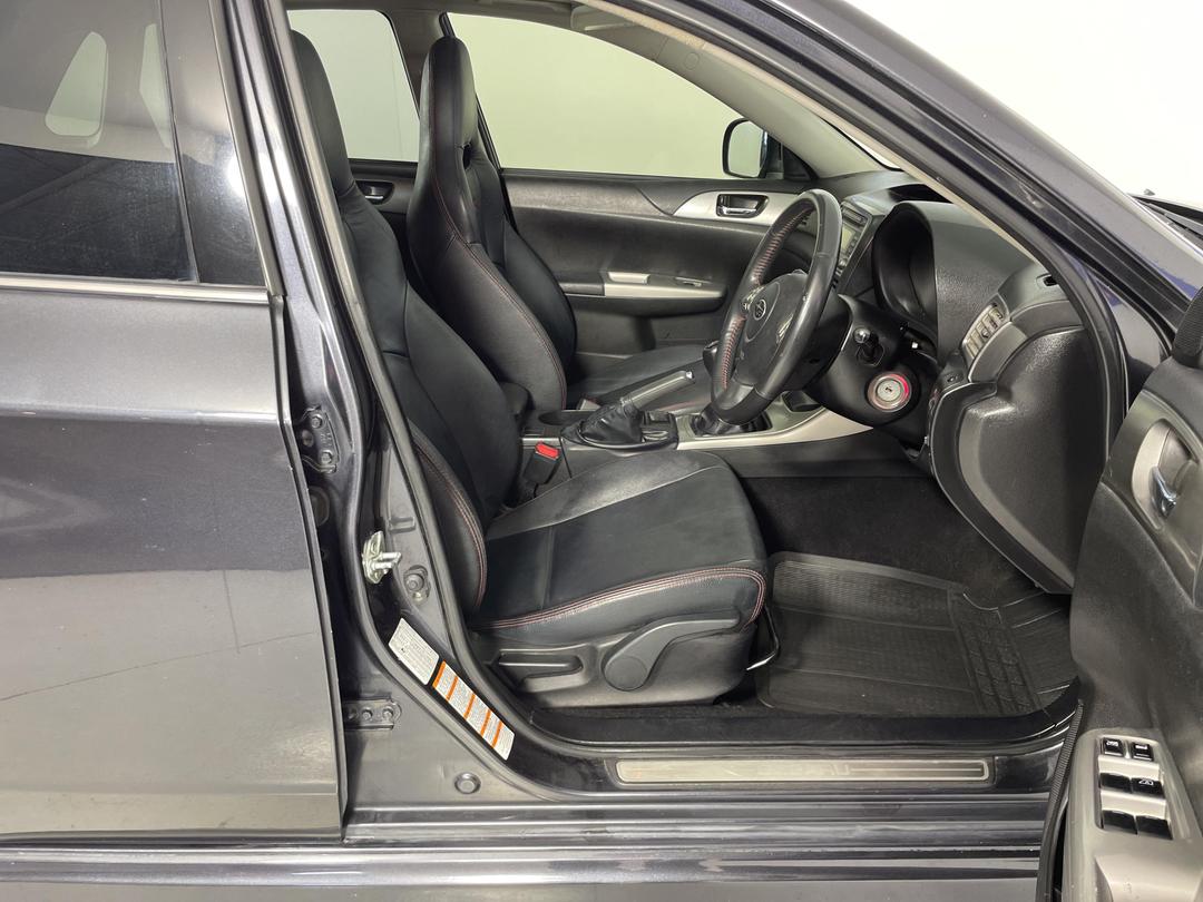 Photo '16' of Subaru Impreza