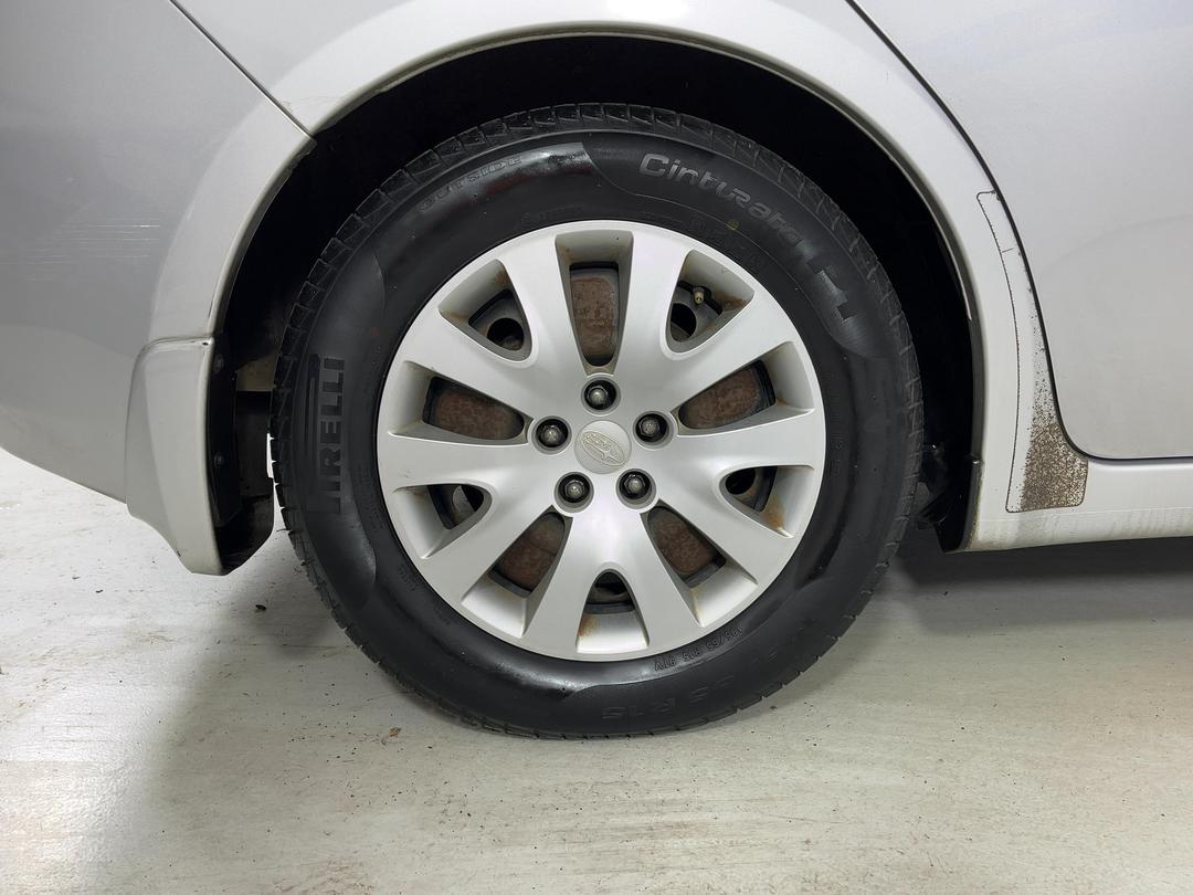Photo '12' of Subaru Impreza