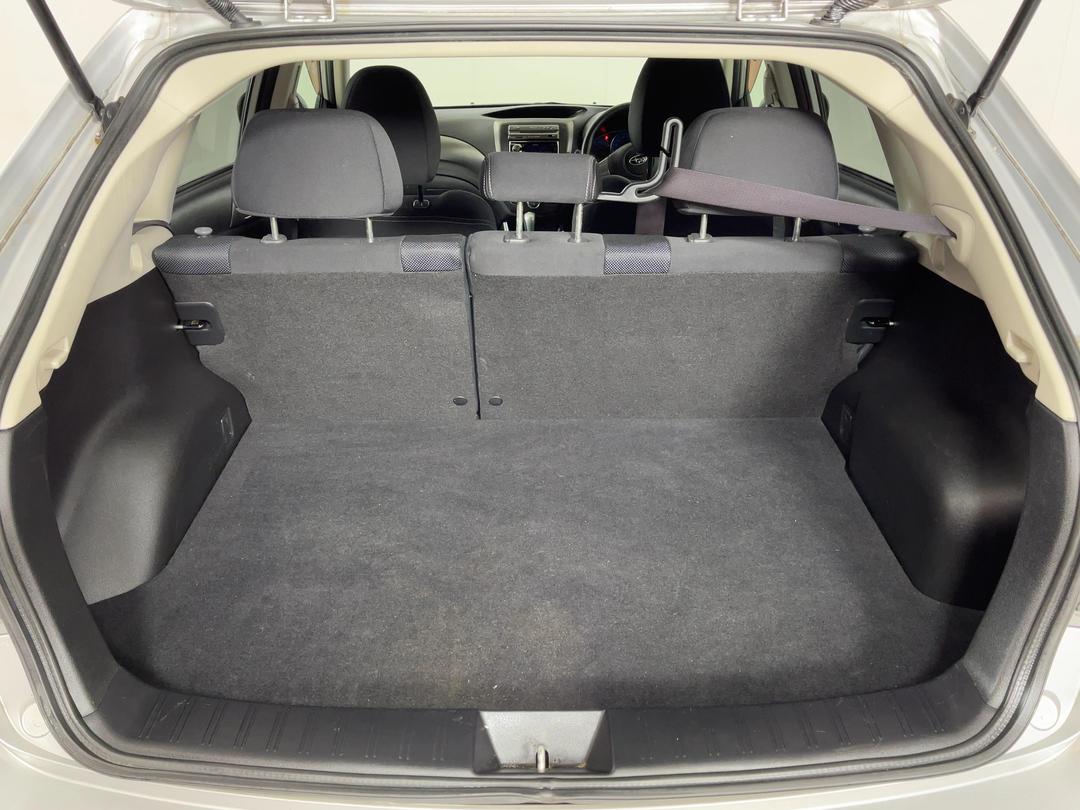 Photo '14' of Subaru Impreza