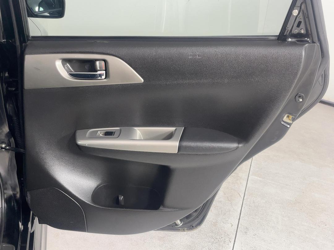 Photo '19' of Subaru Impreza