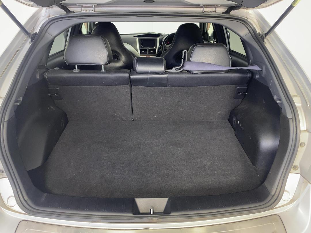 Photo '14' of Subaru Impreza