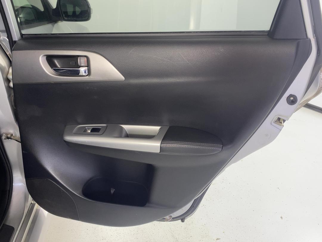 Photo '19' of Subaru Impreza