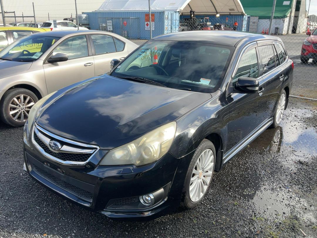 Photo '3' of Subaru Legacy Photo '3' of Subaru Legacy