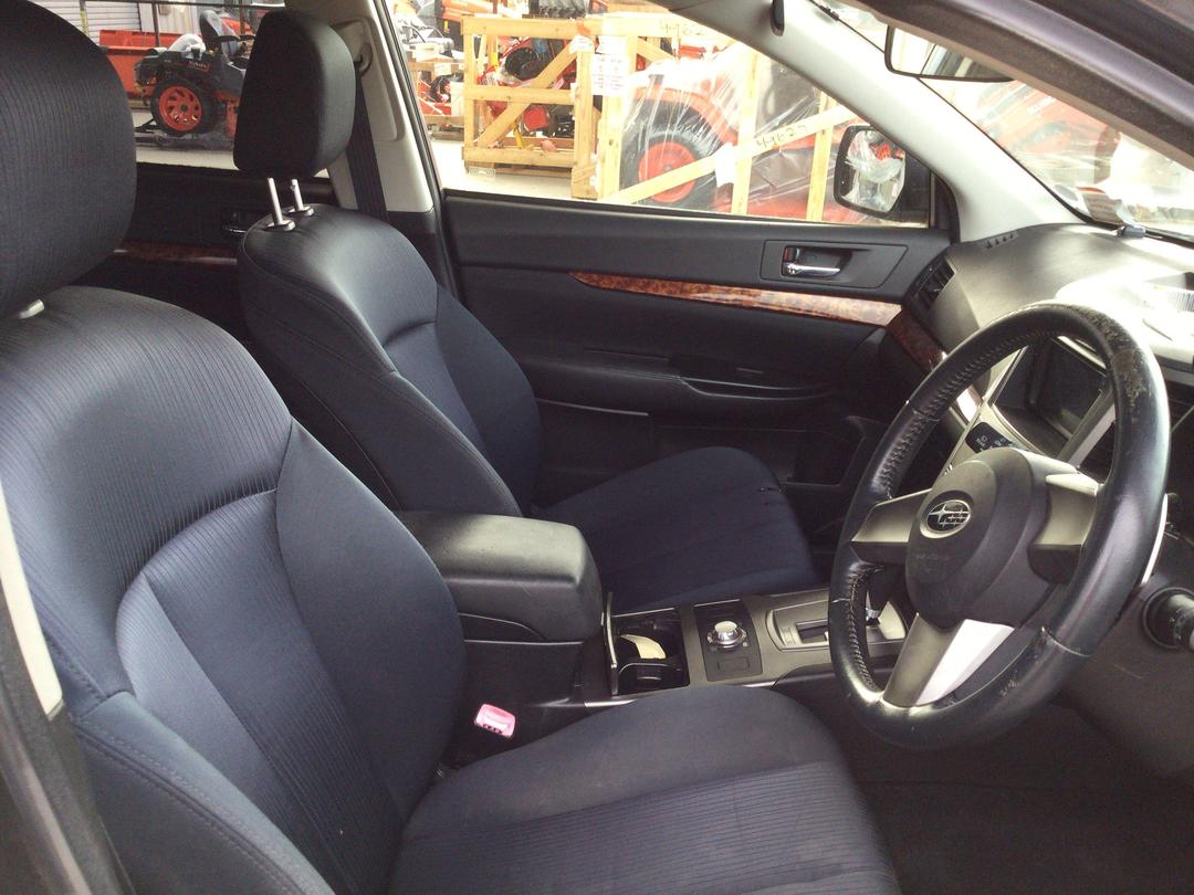 Photo '15' of Subaru Legacy Photo '15' of Subaru Legacy