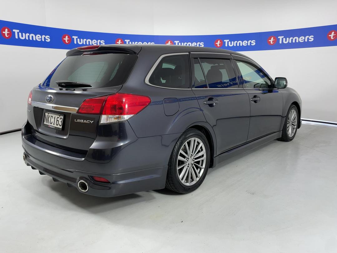 Photo '7' of Subaru Legacy