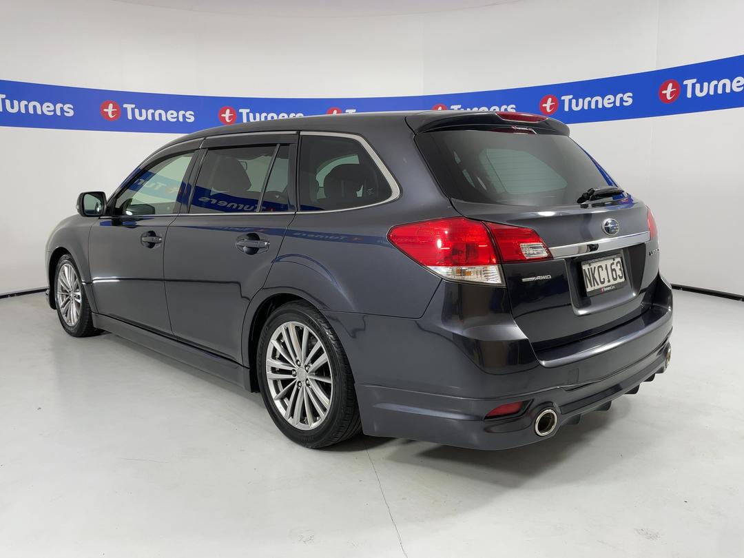 Photo '5' of Subaru Legacy