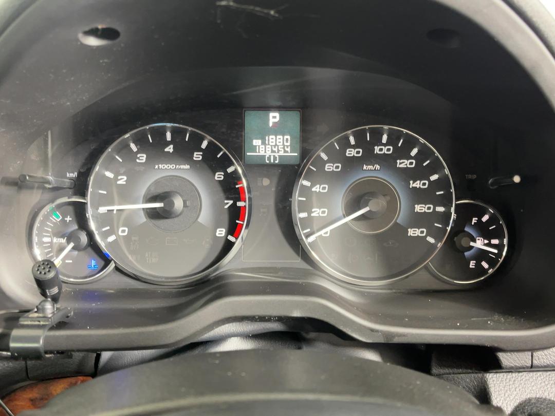 Photo '21' of Subaru Legacy