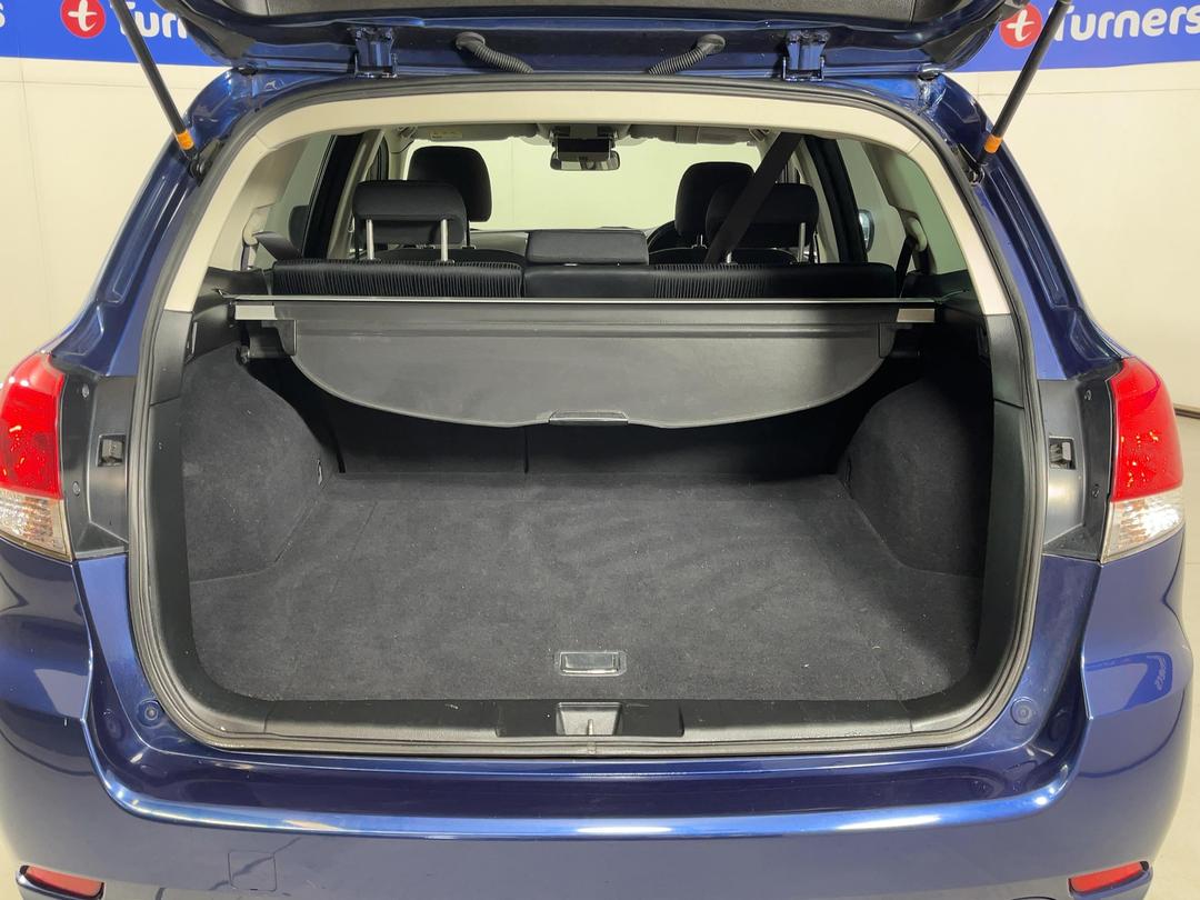 Photo '14' of Subaru Legacy