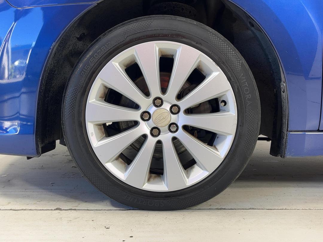 Photo '10' of Subaru Legacy