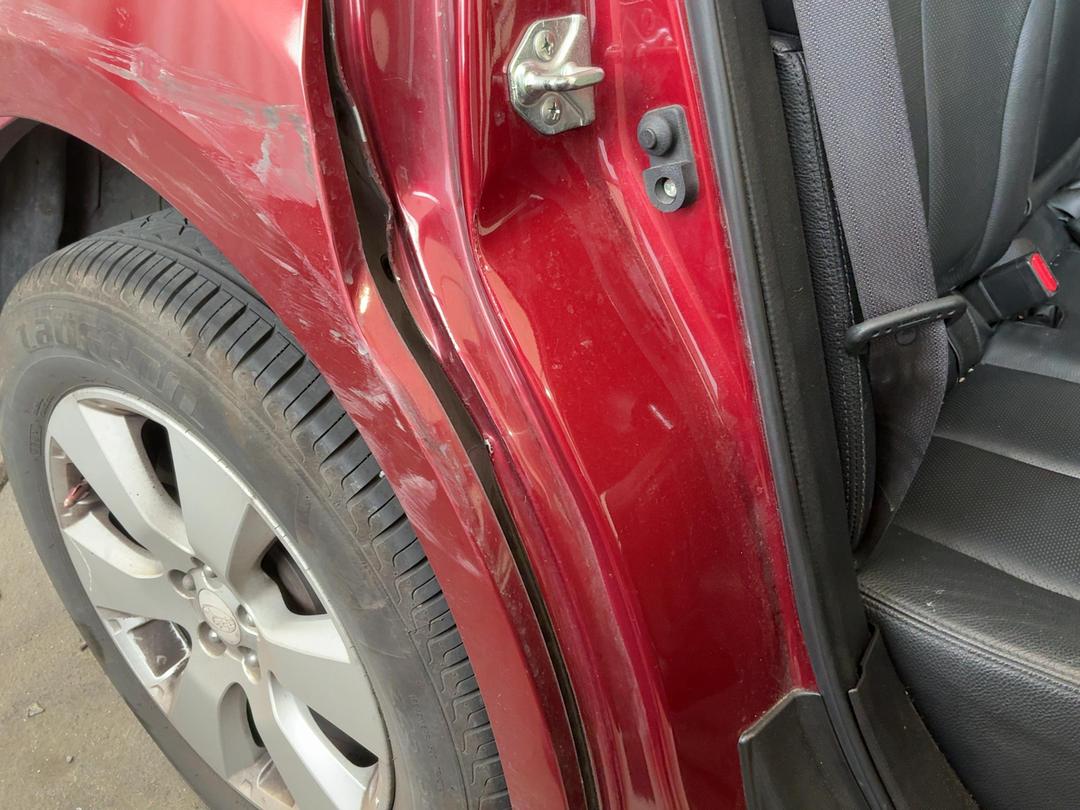 Photo '6' of Subaru Legacy