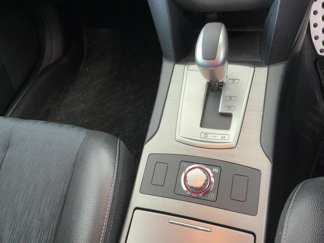 Photo '15' of Subaru Legacy Photo '15' of Subaru Legacy