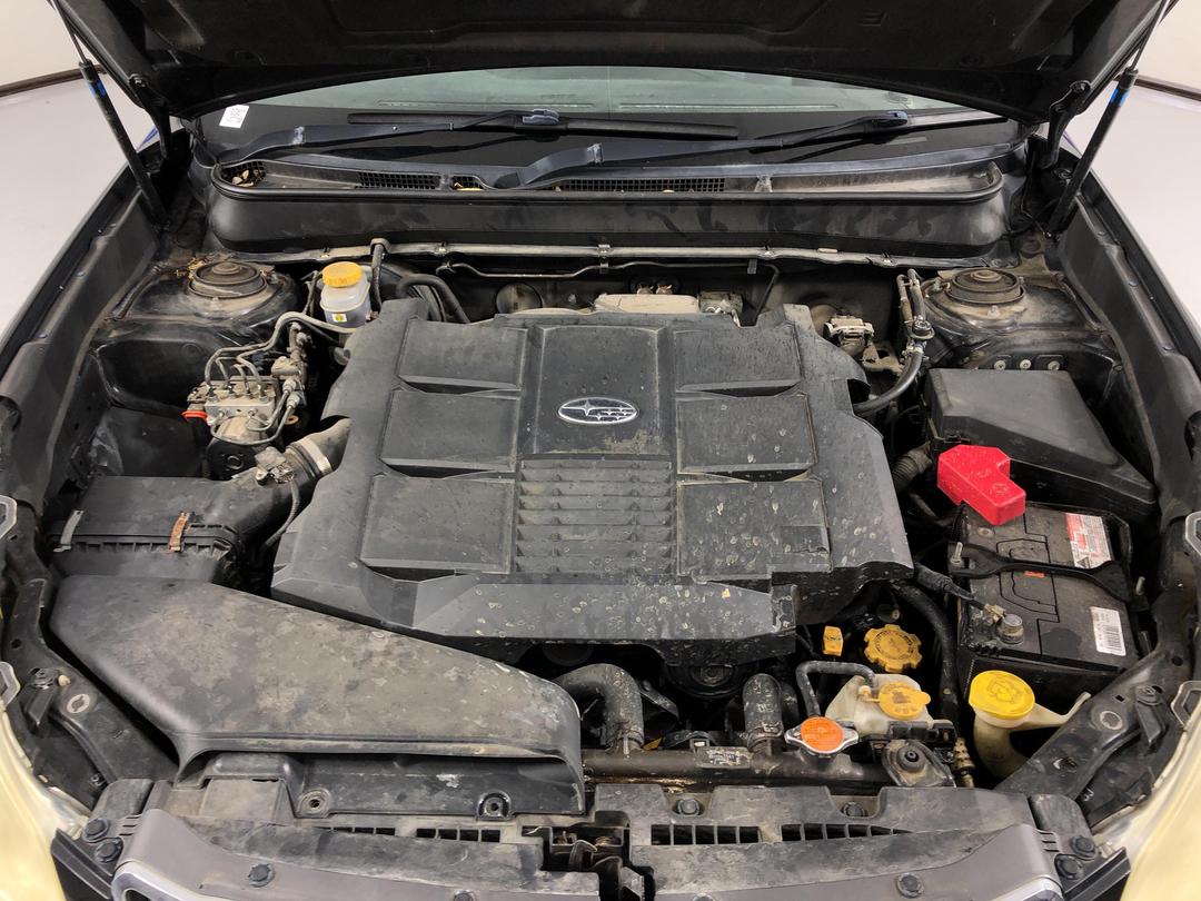 Photo '6' of Subaru Outback