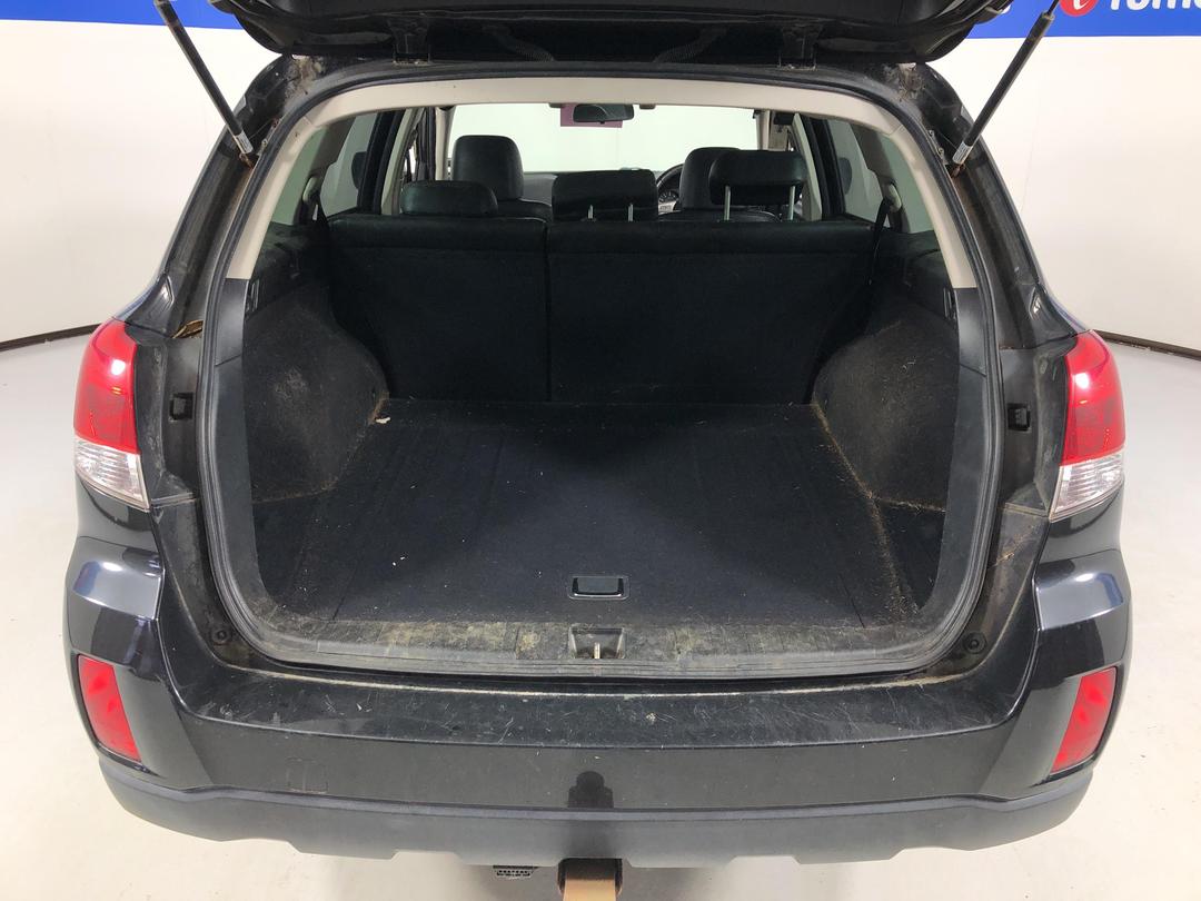 Photo '12' of Subaru Outback