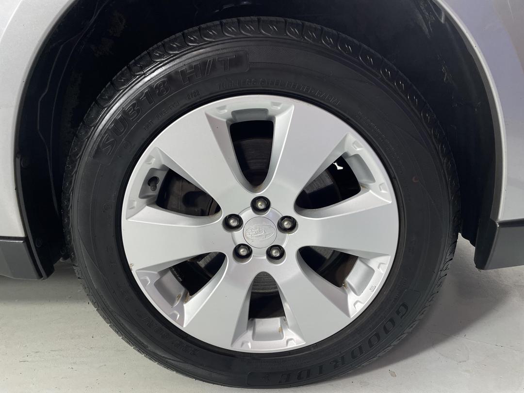 Photo '9' of Subaru Outback