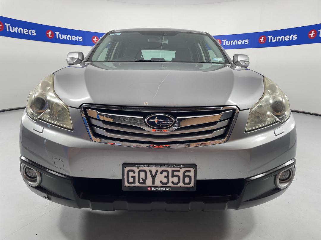 Photo '2' of Subaru Outback