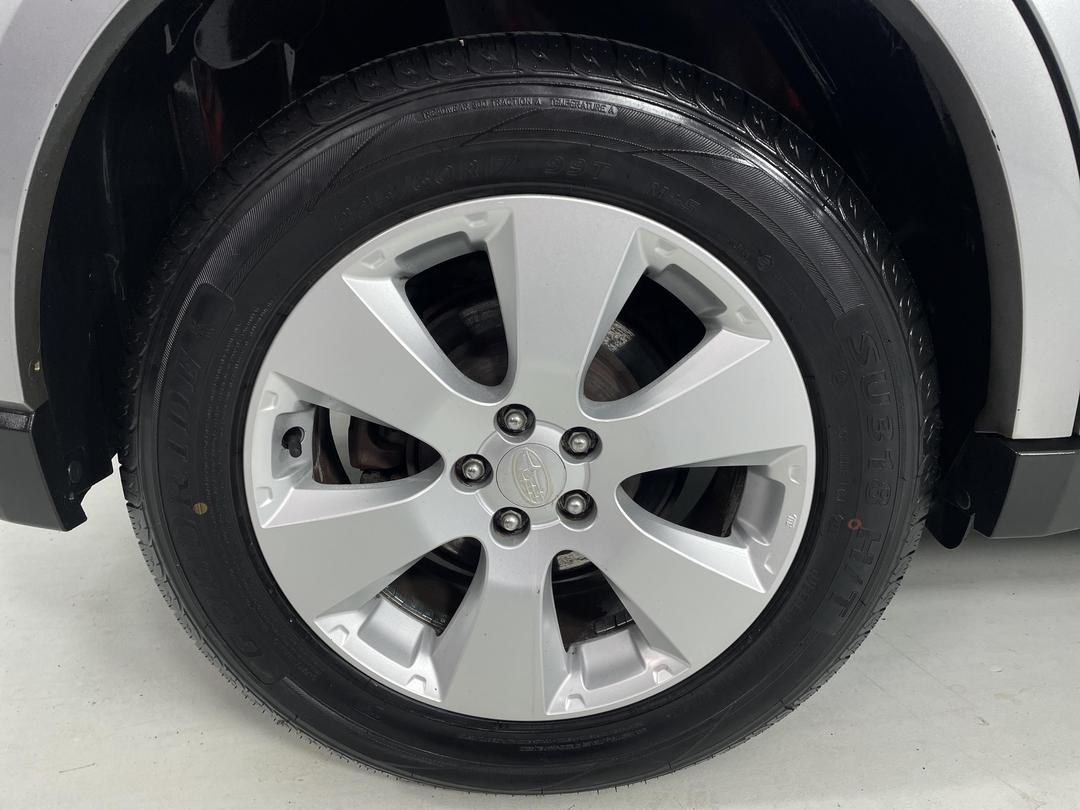 Photo '12' of Subaru Outback